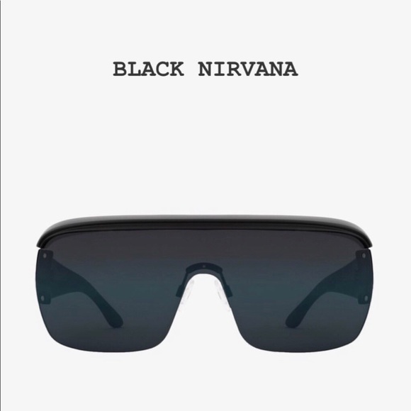 KIM K’S GLASSES - Picture 1 of 1